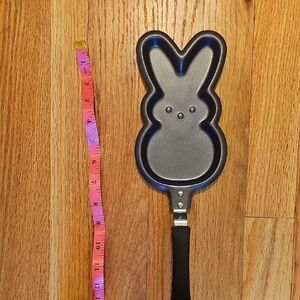 Bunny Shaped Non-Stick Pan